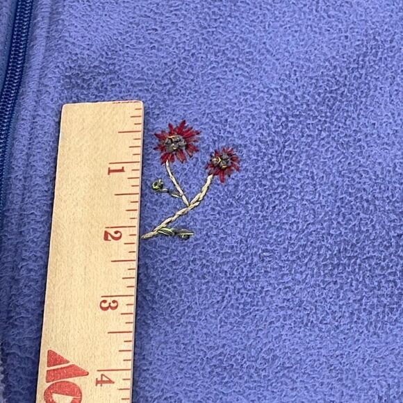 Periwinkle LL bean fleece jacket with embroidered flowers - Picture 13 of 13